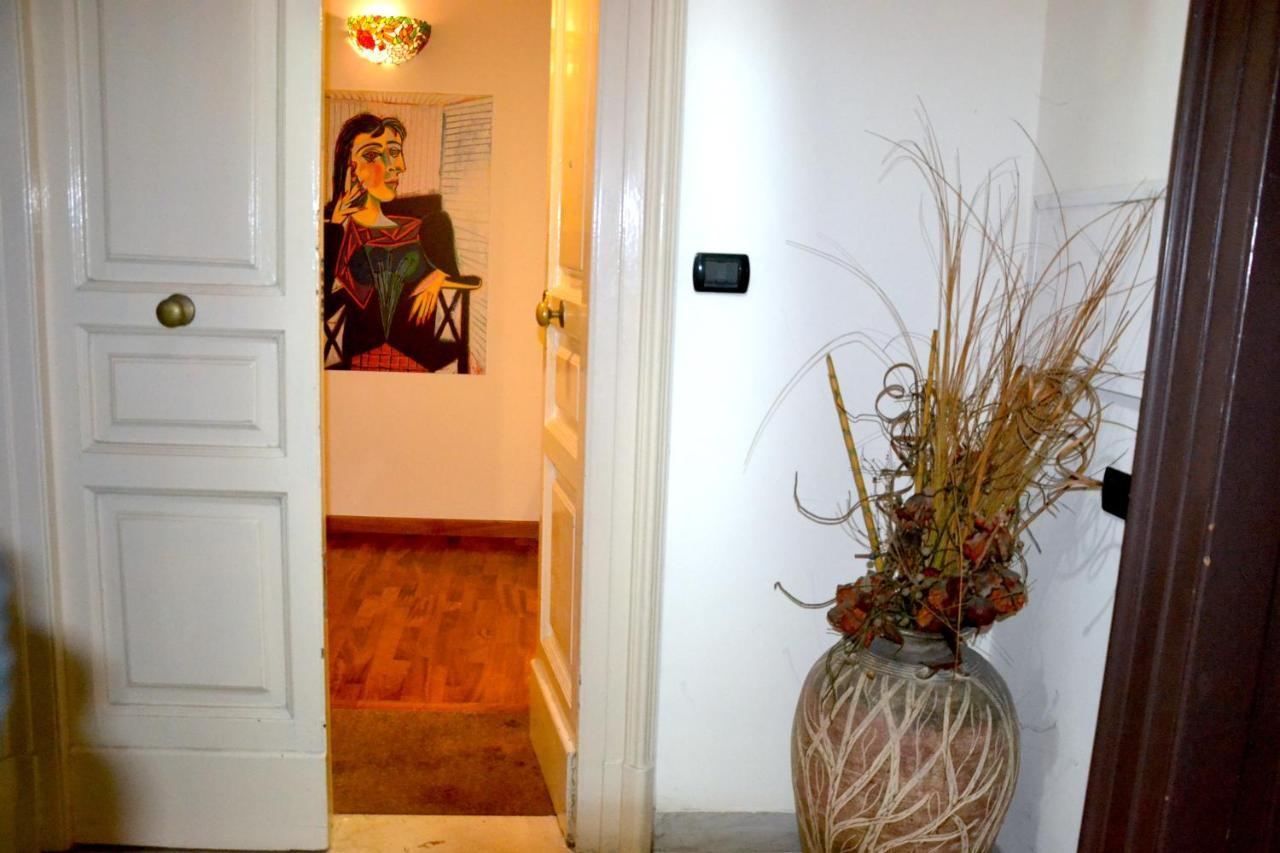 나폴리 Dimora Bohemien B&B 외부 사진